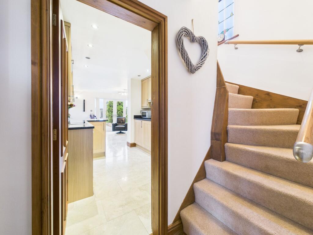 Entrance Hallway through to Kitchen