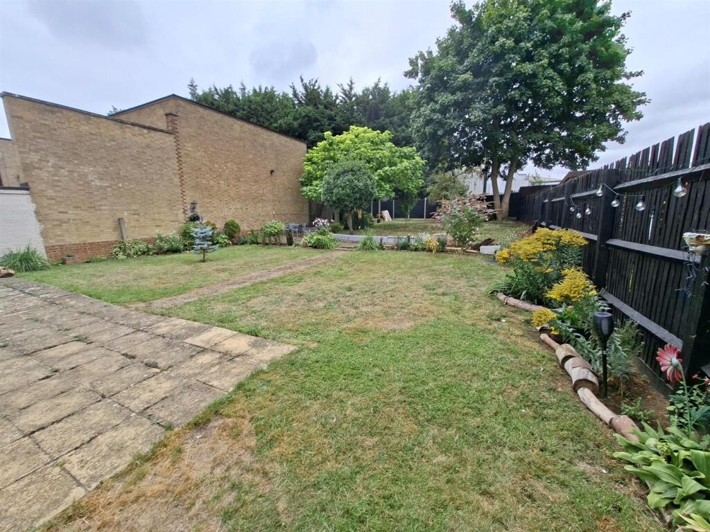 Duston Road, Northampton