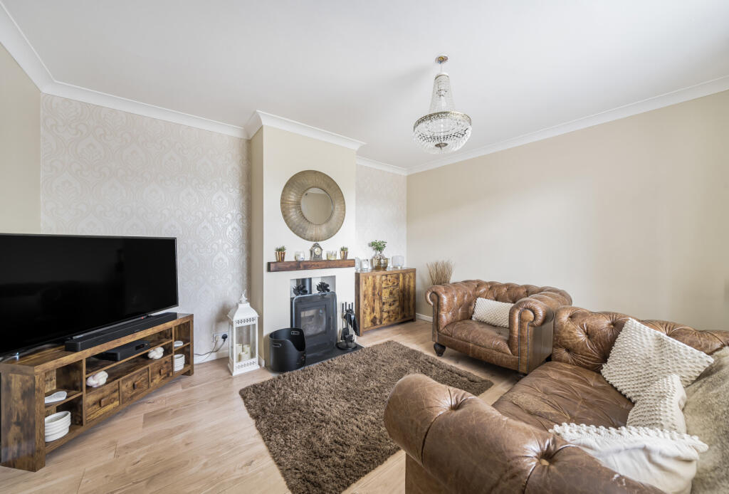 1332685-9-688cf13...