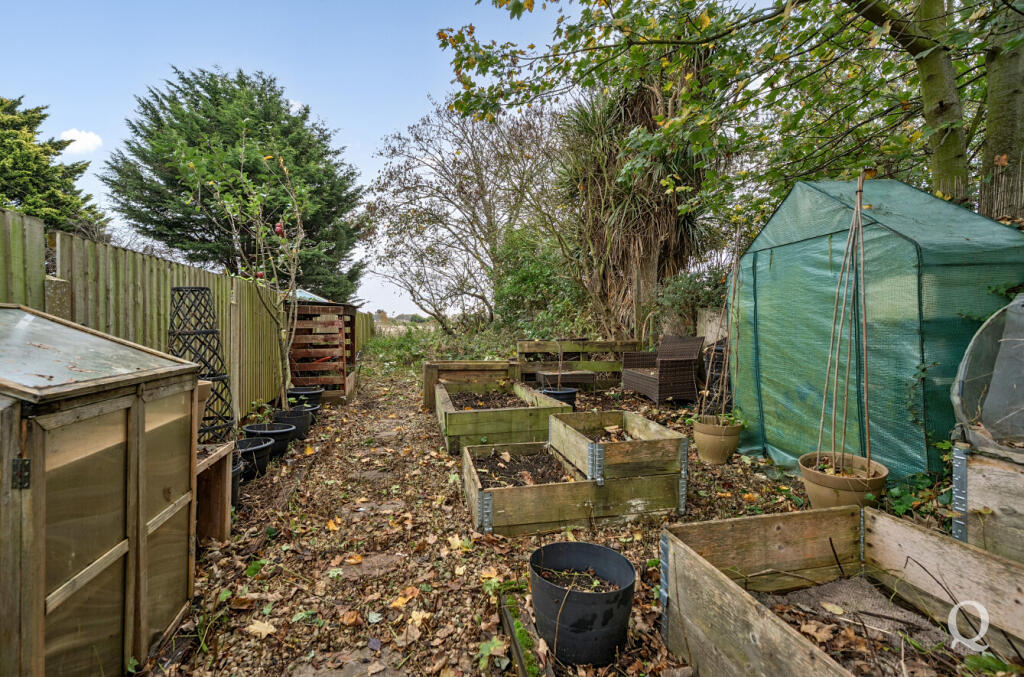 f8a886b0-298c-45c...