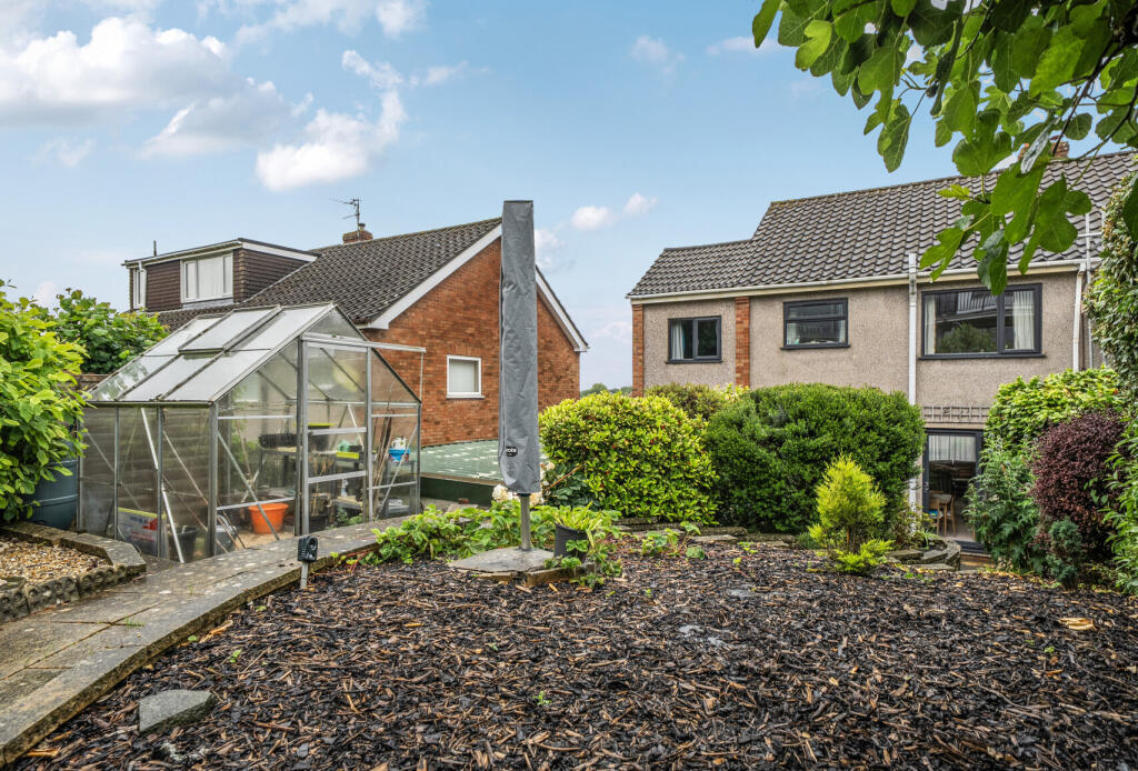 1309106-4-684aa99...