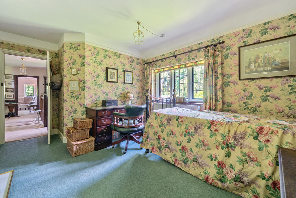 1318671-32-687a4e...