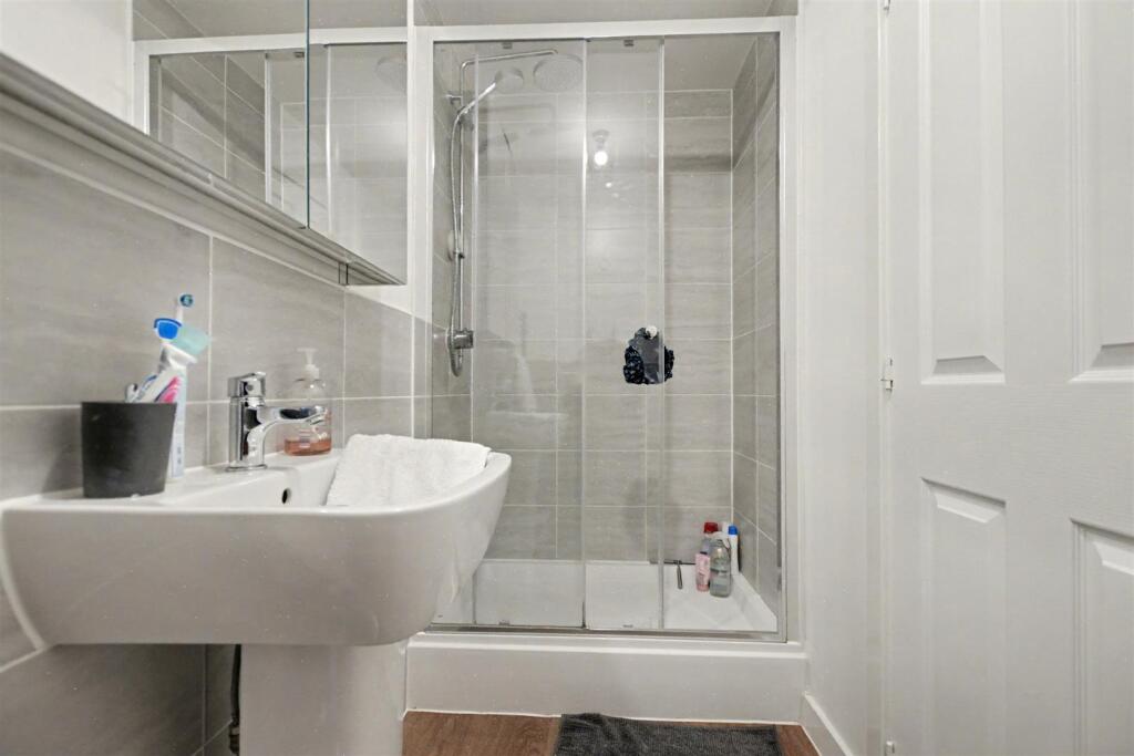 En Suite_2.jpeg