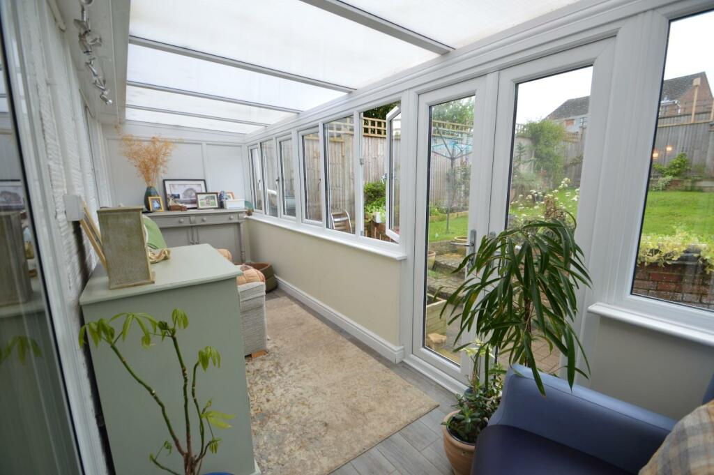 14 Warburton Avenue conservatory.JPG