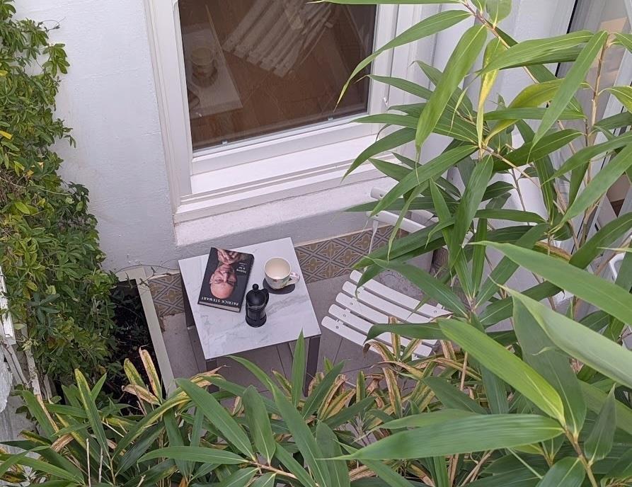 48 Balfour courtyard_01.jpg