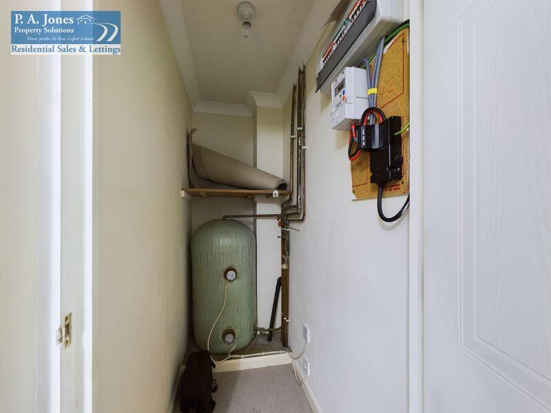 AIRING / STORAGE CUPBOARD