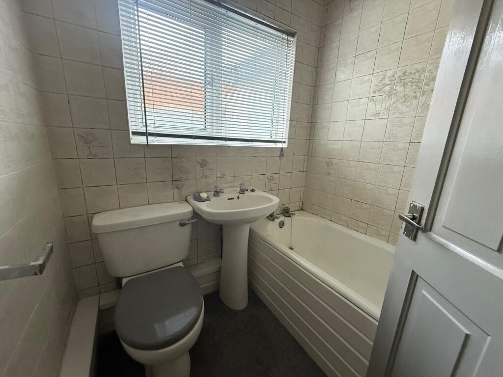 Internal 4  Medium  T202511061138.jpg