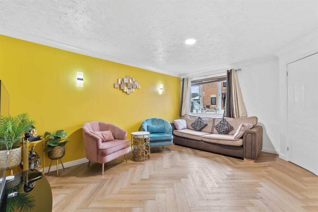 67BrafordGardensWeb12.jpg