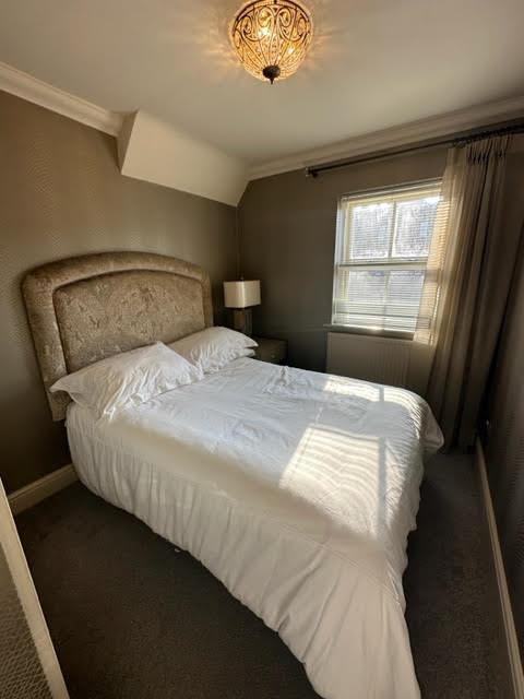 bed 2.jpg