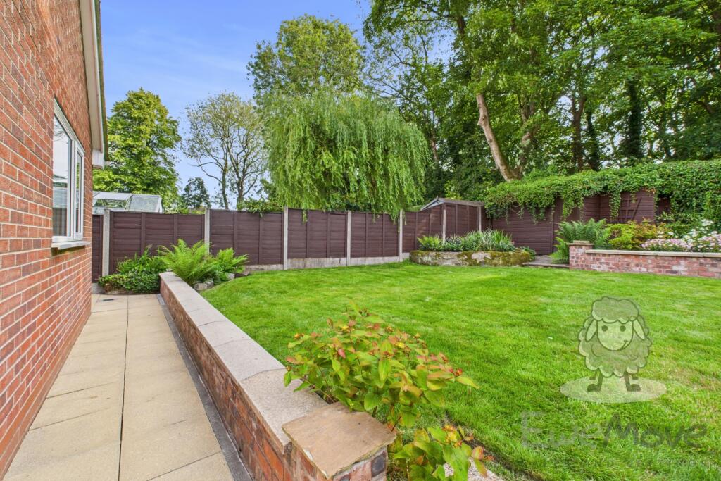 CAM05128G0-PR0011-STILL059