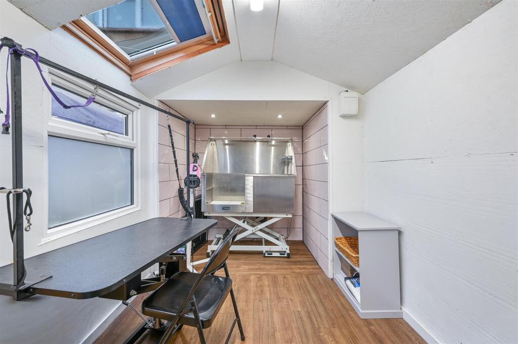 ATROBUS CLOSE, 1- (31).jpg