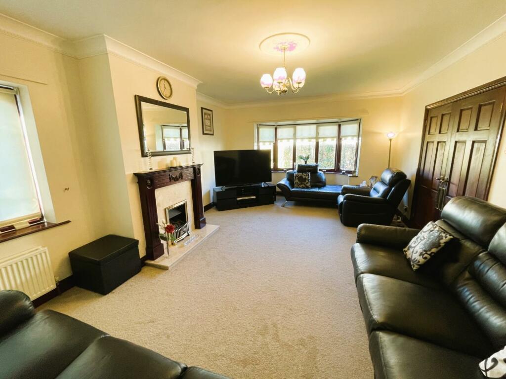 Lounge 1