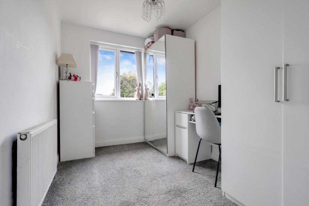 16- Rob Hammond EweMove Pontefract