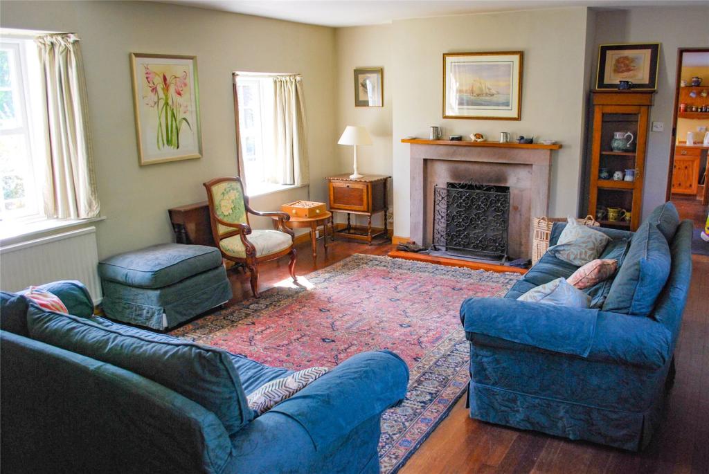 Living Room Previous