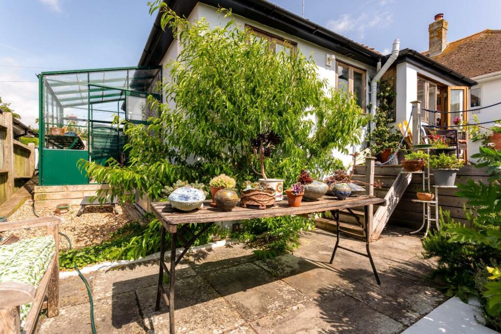 Hailsham Avenue -13.jpg