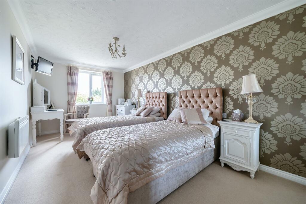 Owners Guest Suite (New).jpg