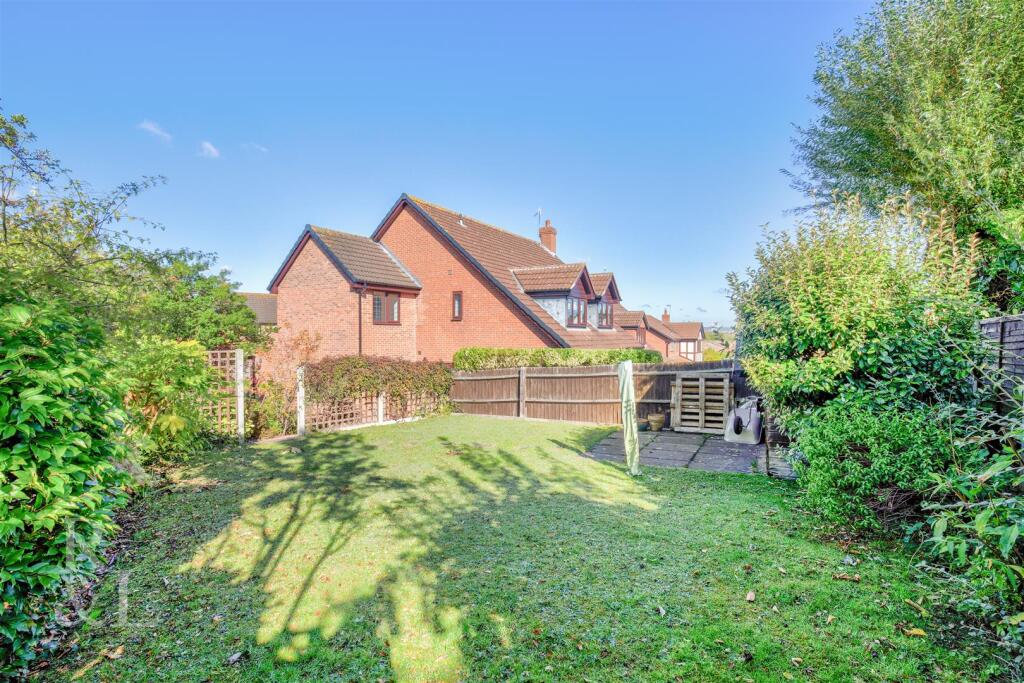 5 Killerton Park Drive (37).jpg