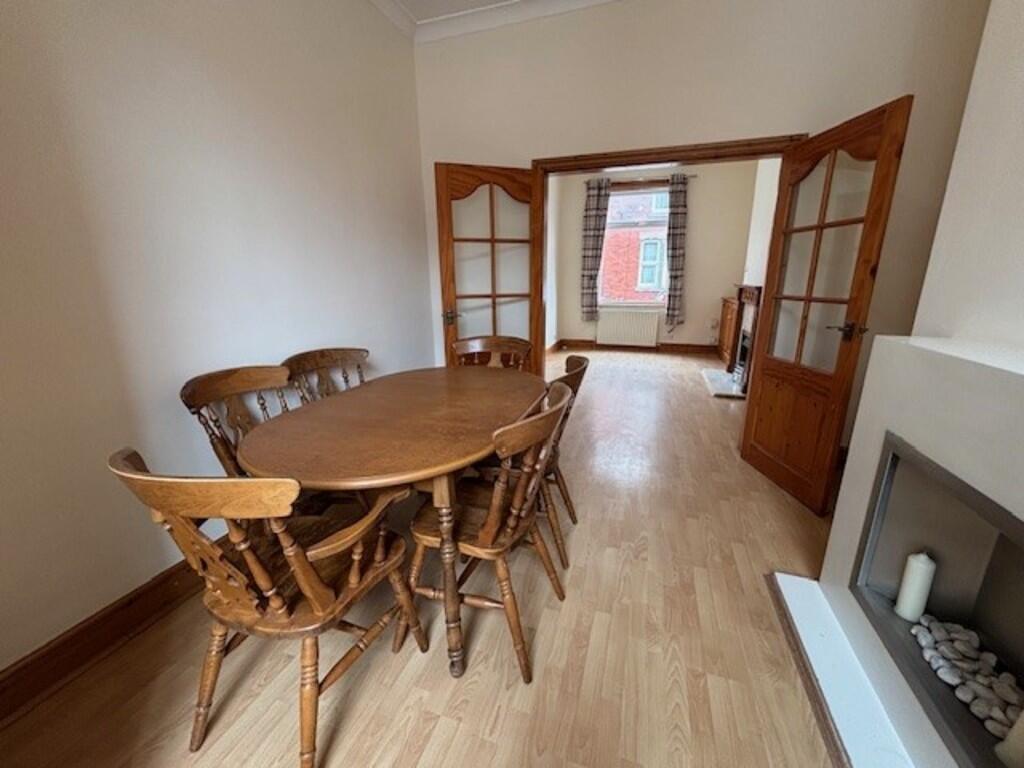 Dining room 2