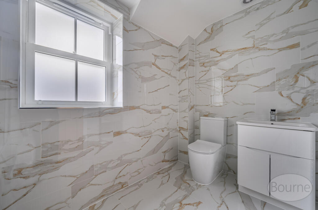 ebb4fa57-7d21-408...