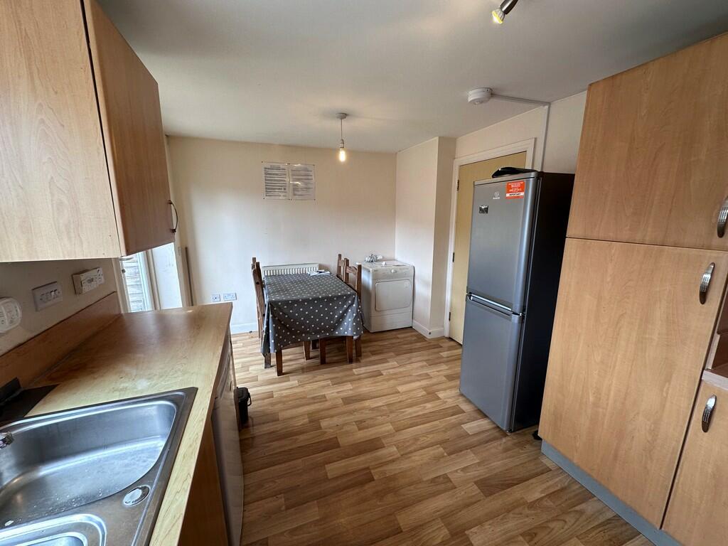 kitchen 01