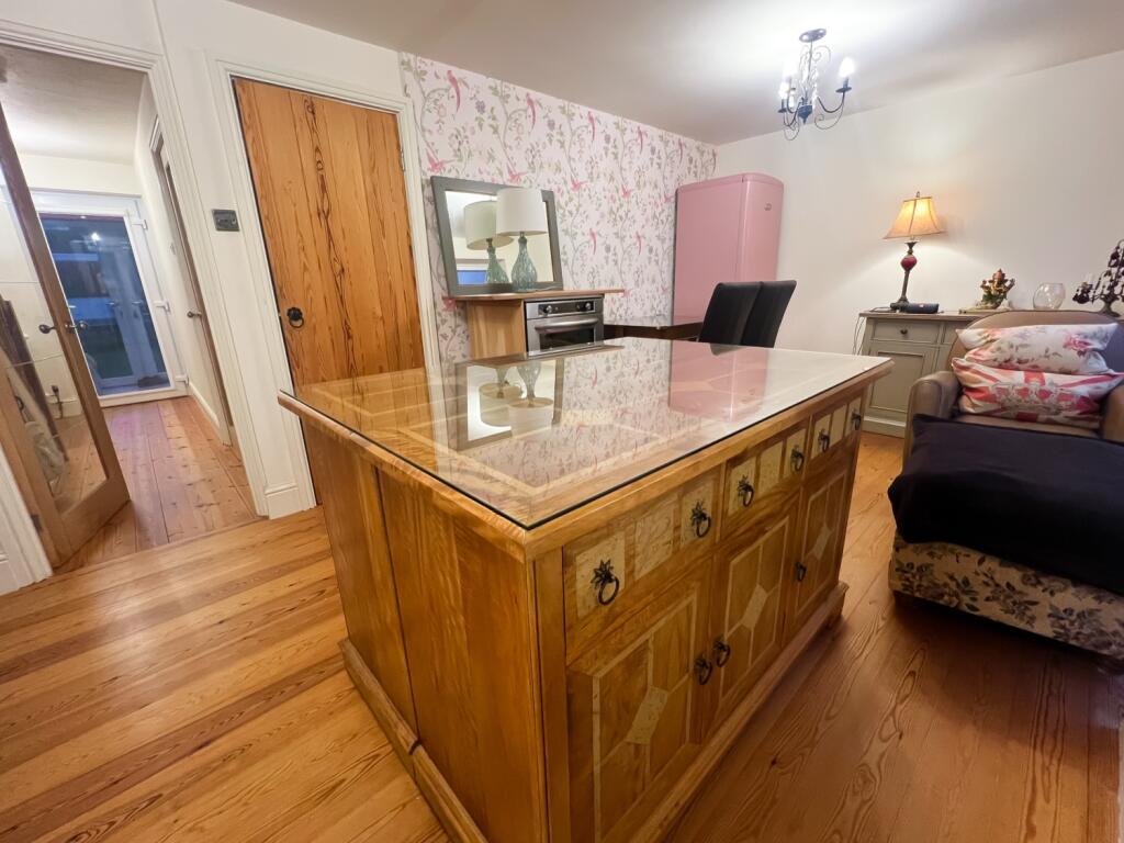 Chestnut Saltburn EweMove-10