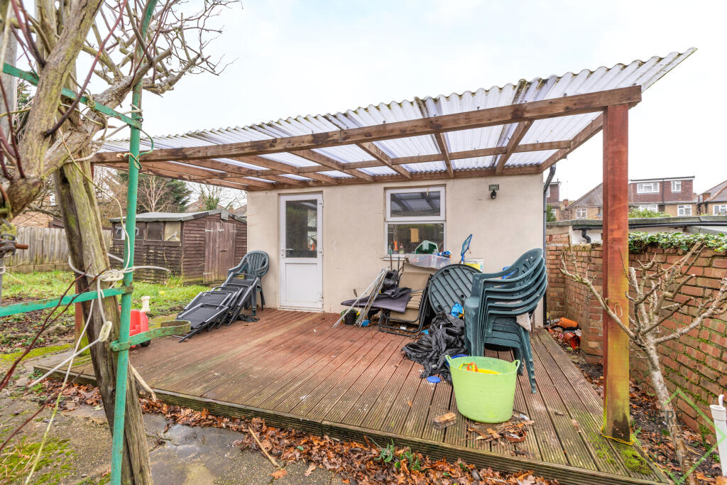 Waterfall Road, London, N11-4 (20)