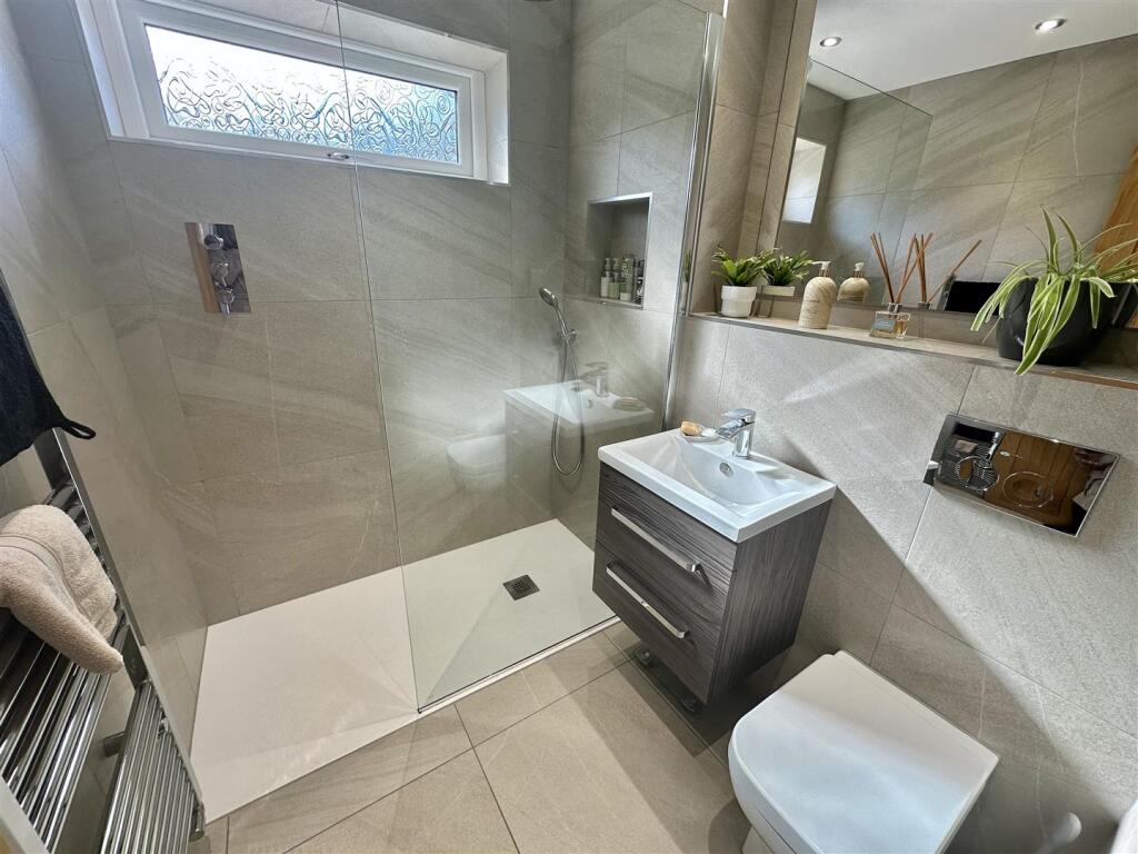 Bramleys Estate Agents - Kings Lea - Liversedge (1