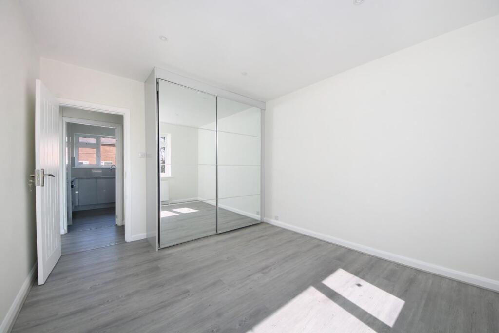 Gv- 26 Gunnersbury Manor (13).jpg