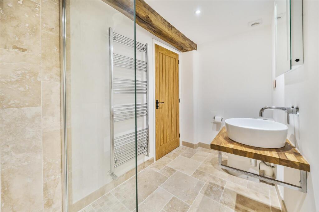 East Barn Family Shower Room..jpg