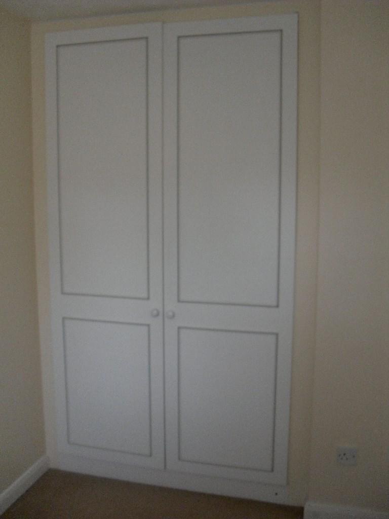 BUILT-IN WARDROBE 
