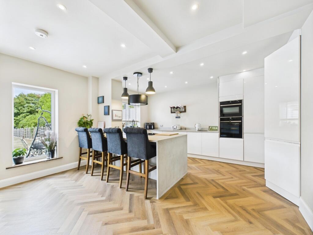 Kitchen/Dining/Family