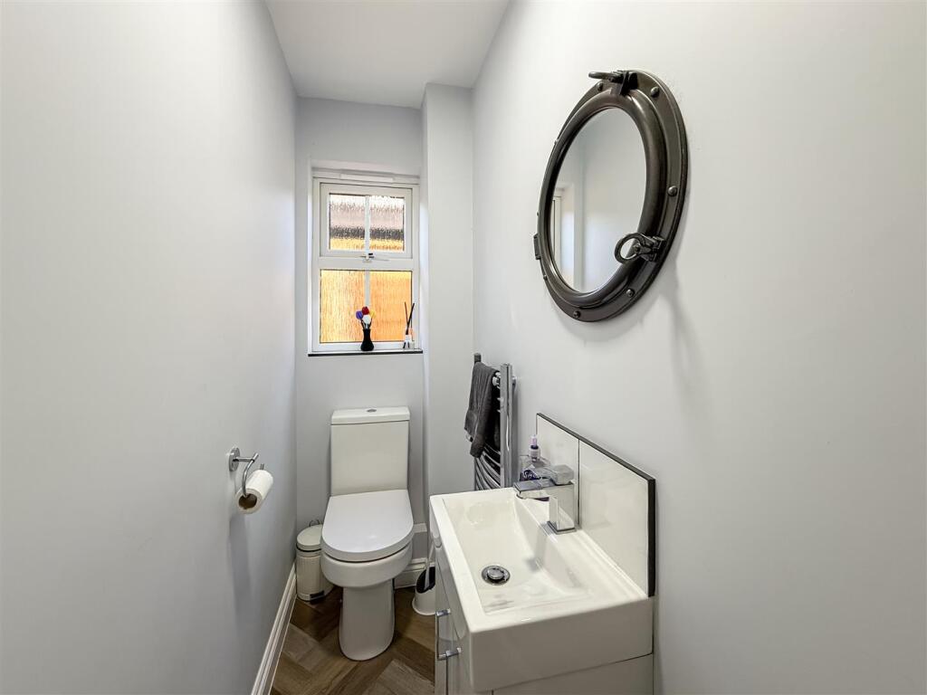 cloak room