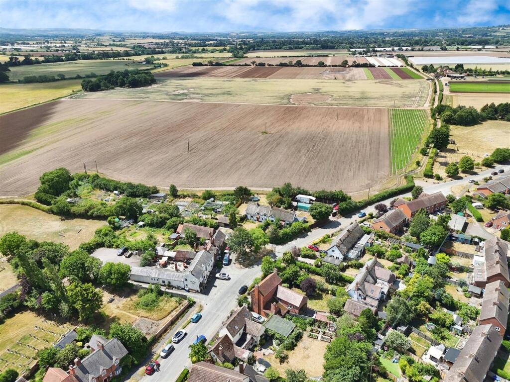 e0ca5793--4A9C-9B9A-1888B13A6CC9-73284-000030E39E5