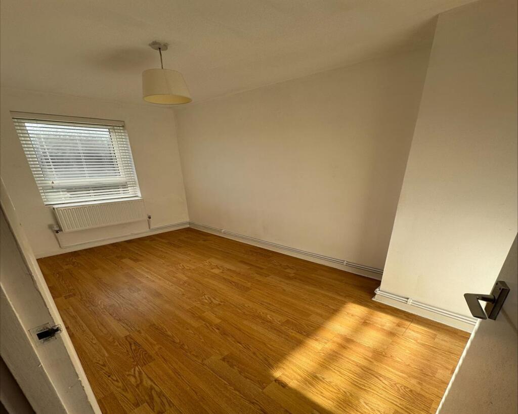 2nd bedroom.jpg