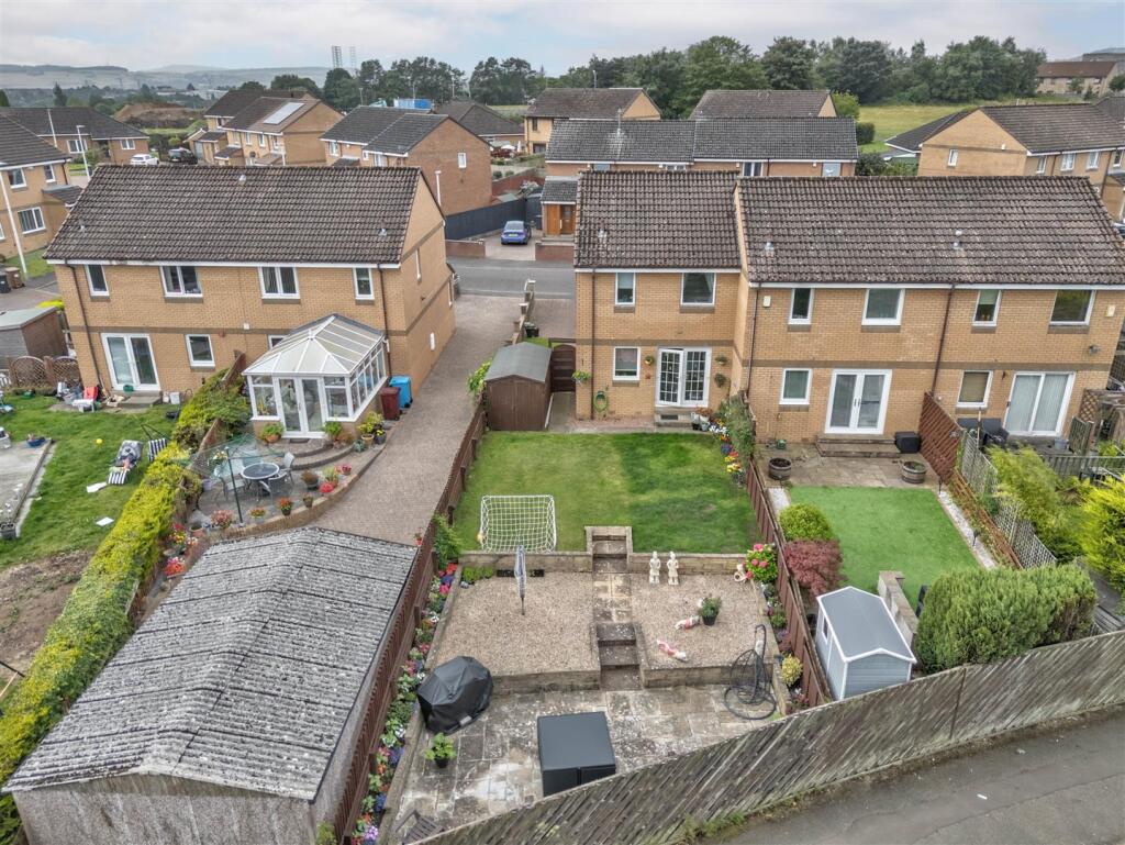 21 Tranent Gardens Dundee-4.JPG