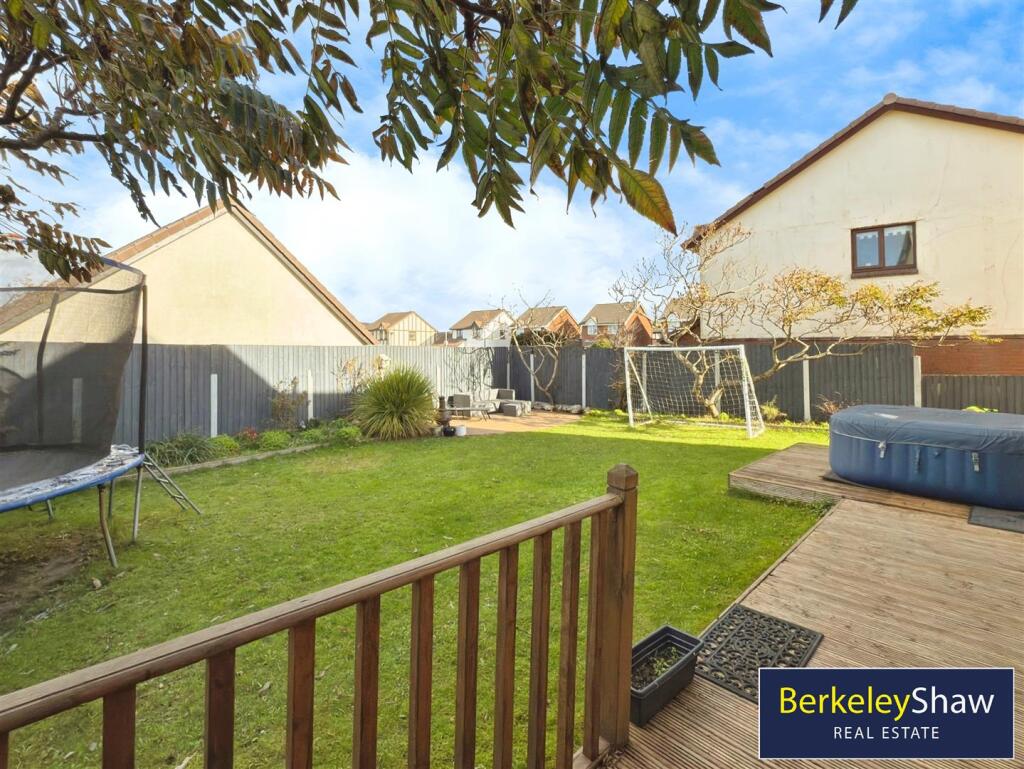 ede868ed--4B23-BD70-438C900FCA49-27548-000003EB00E