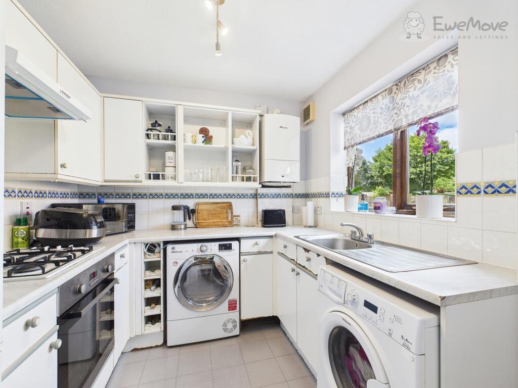 CAM03640G0-PR0051-STILL003