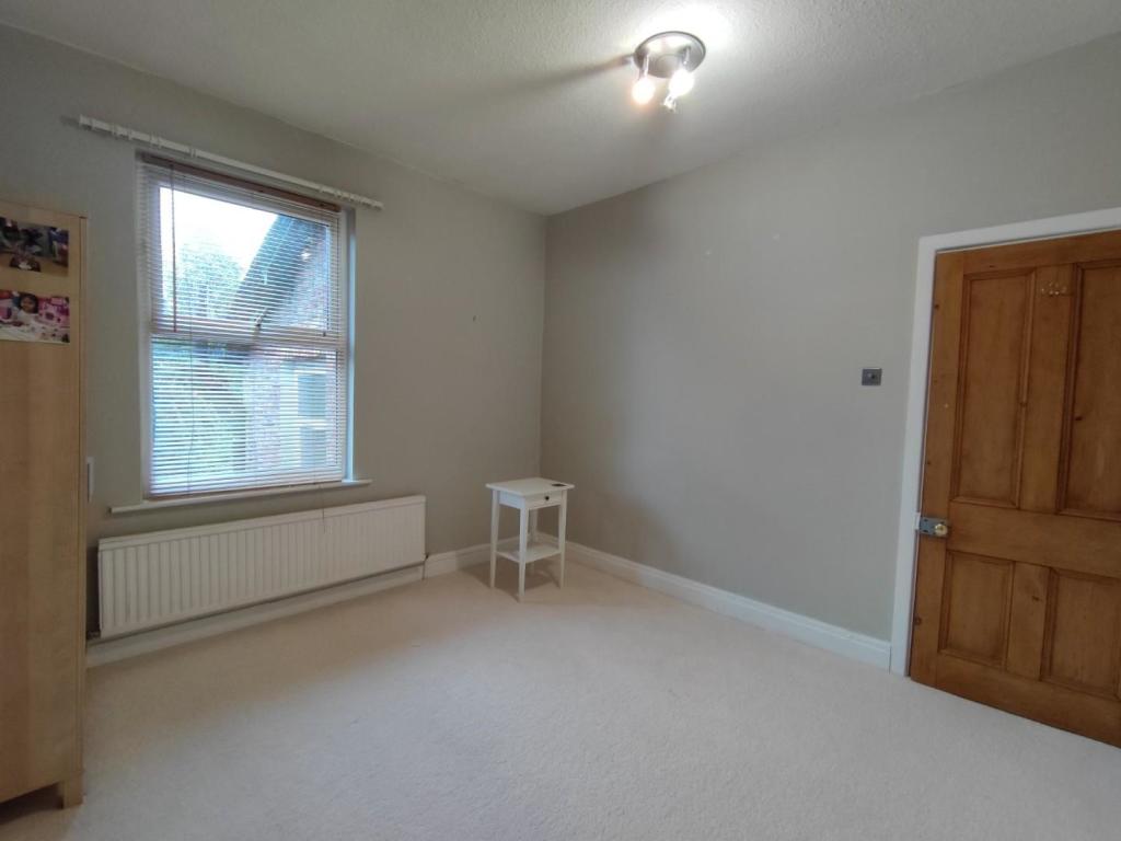 Bedroom 2 Aspect 2