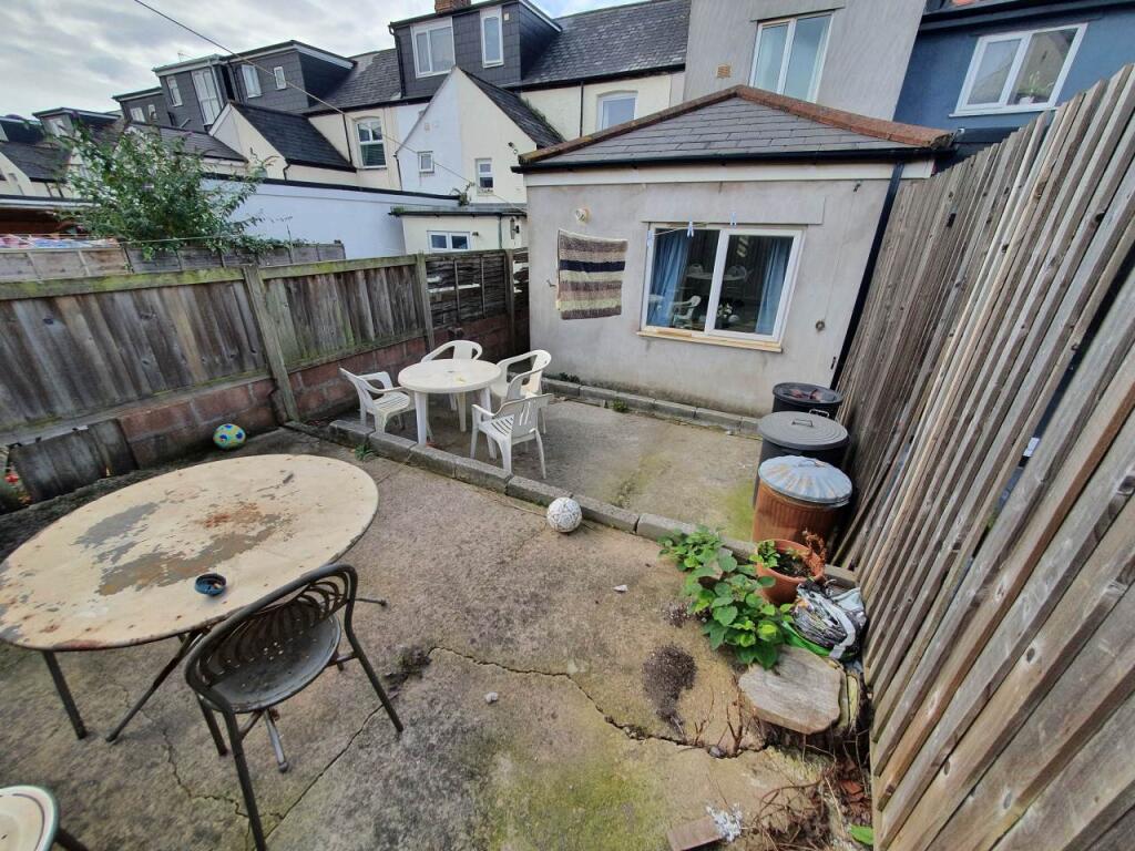 Rear garden (2)