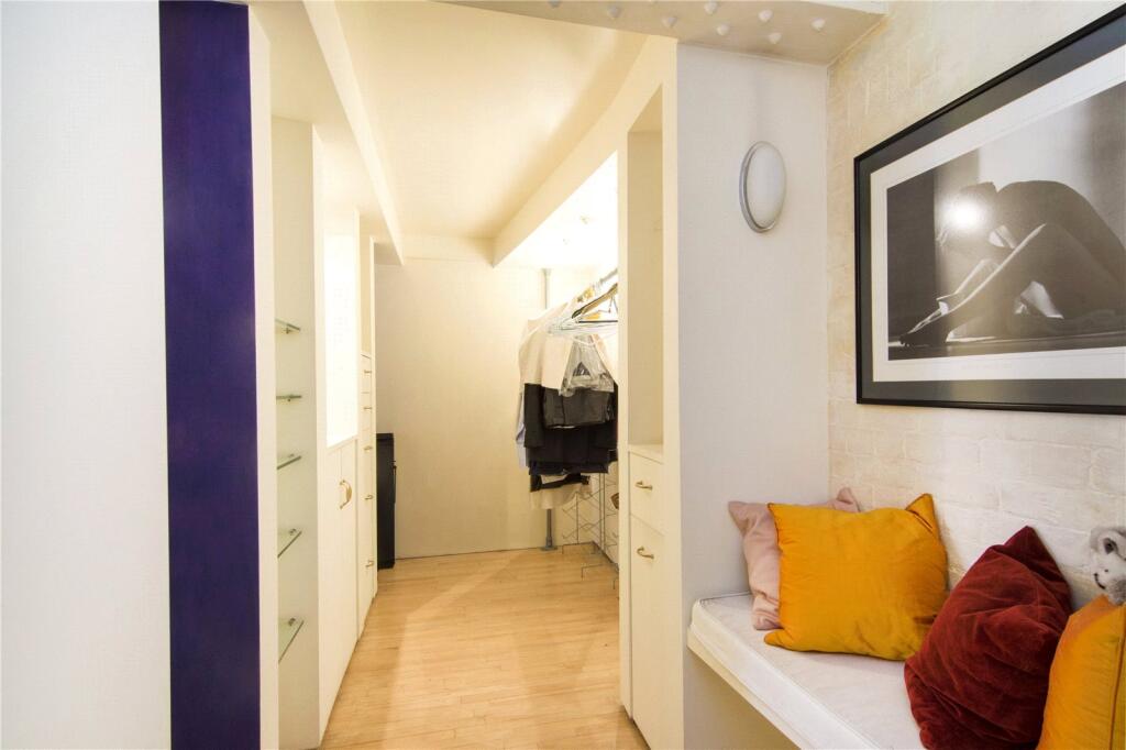 Built In Wardrobe