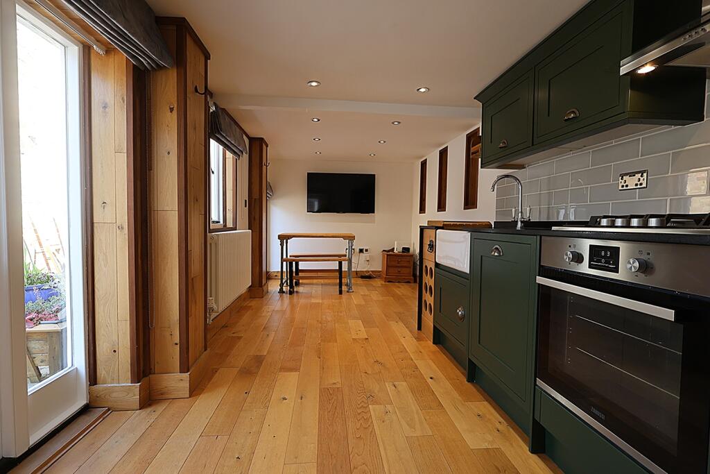Open Plan Living Room - Kitchen