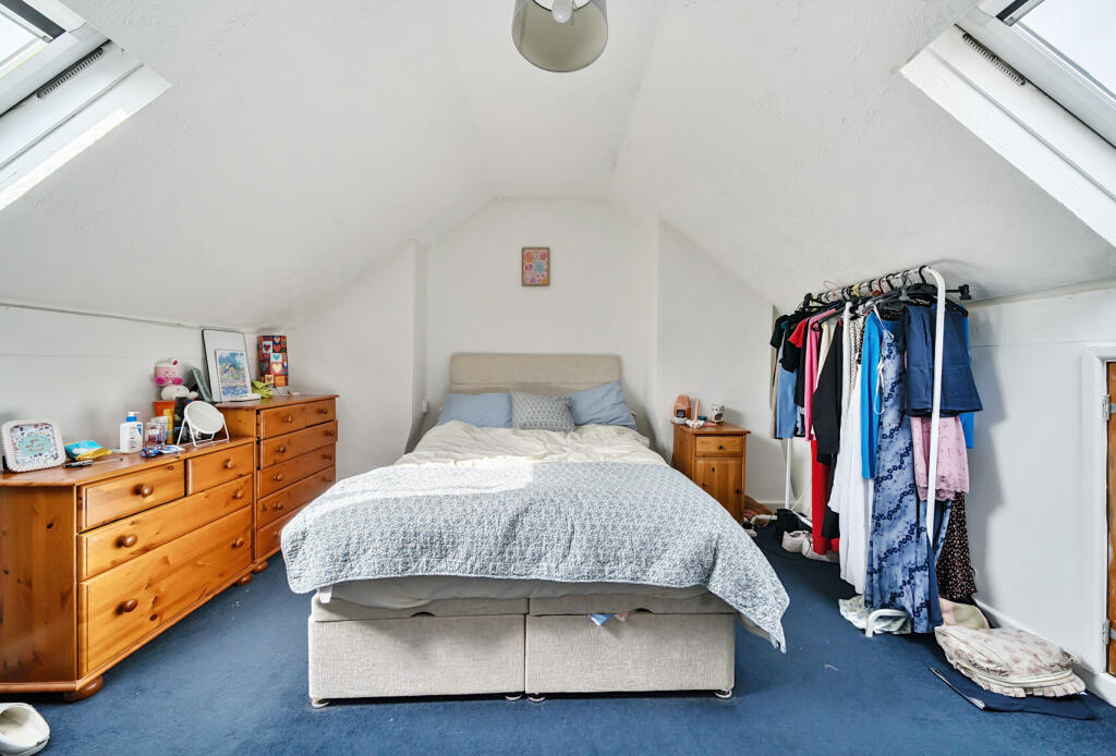 1301353-23-683979...