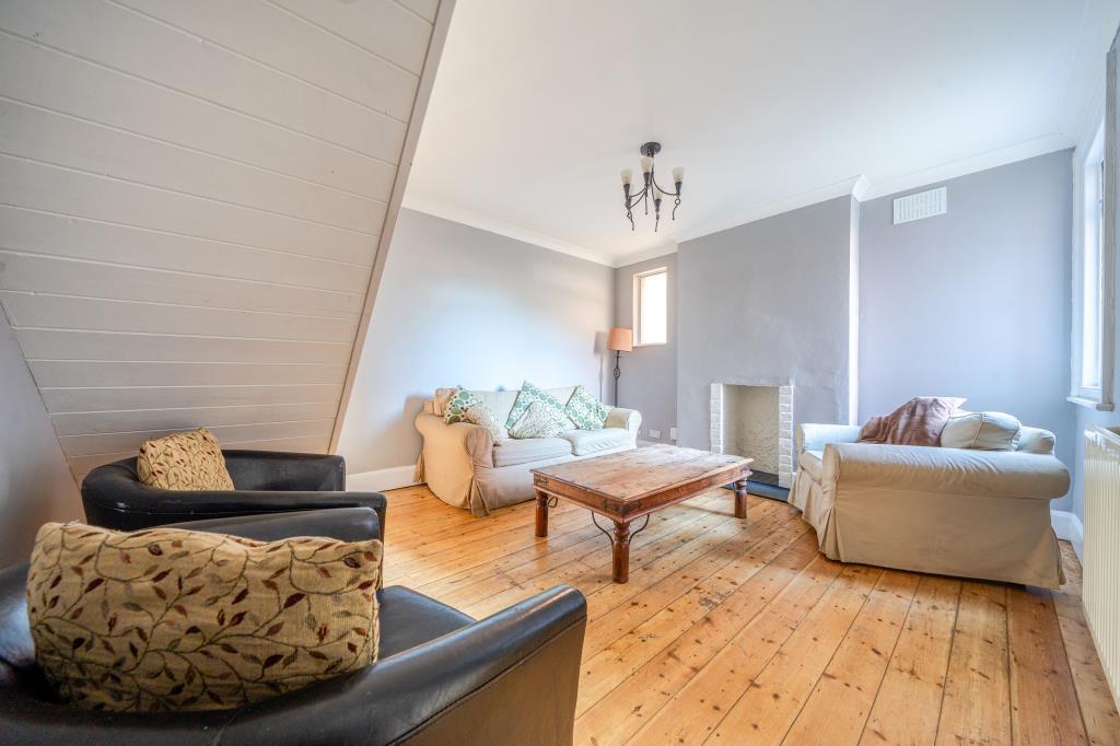 Sitting/Dining Room