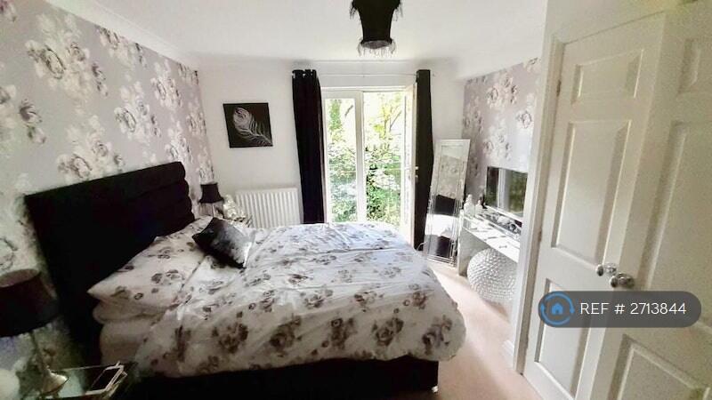 Master Bedroom With An En-Suite 