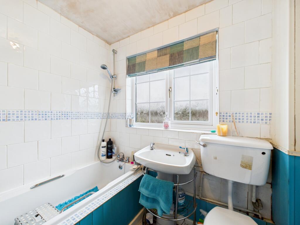 CAM05192G0-PR0167-STILL035