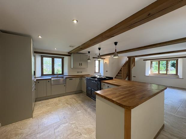 Kitchen/dining