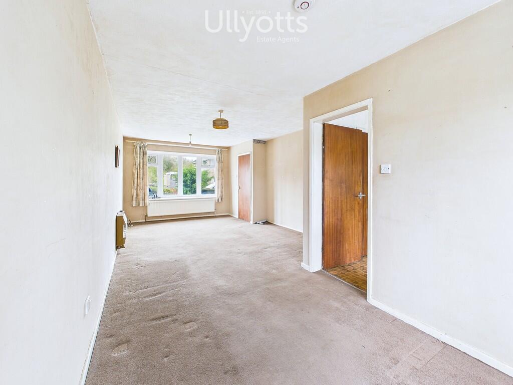 Lounge/Dining Are...