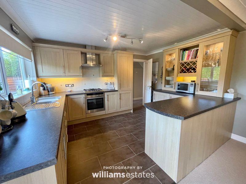 Kitchen/ Diner