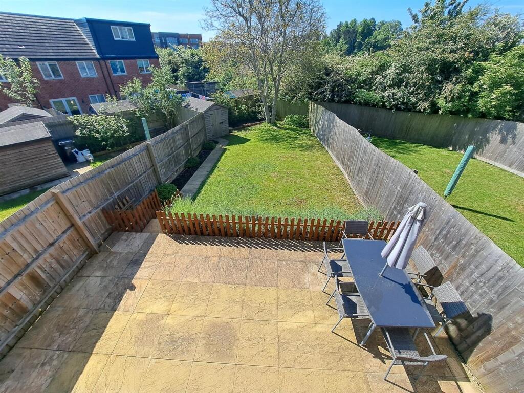 Walmer Close, Northampton