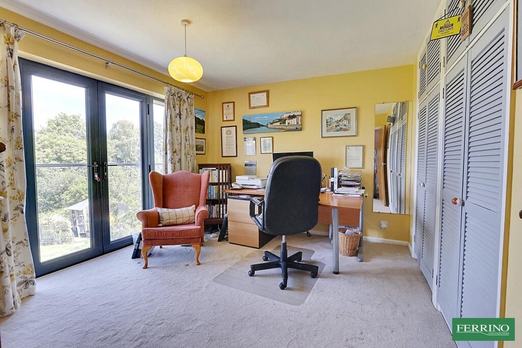 Bedroom 3/Study